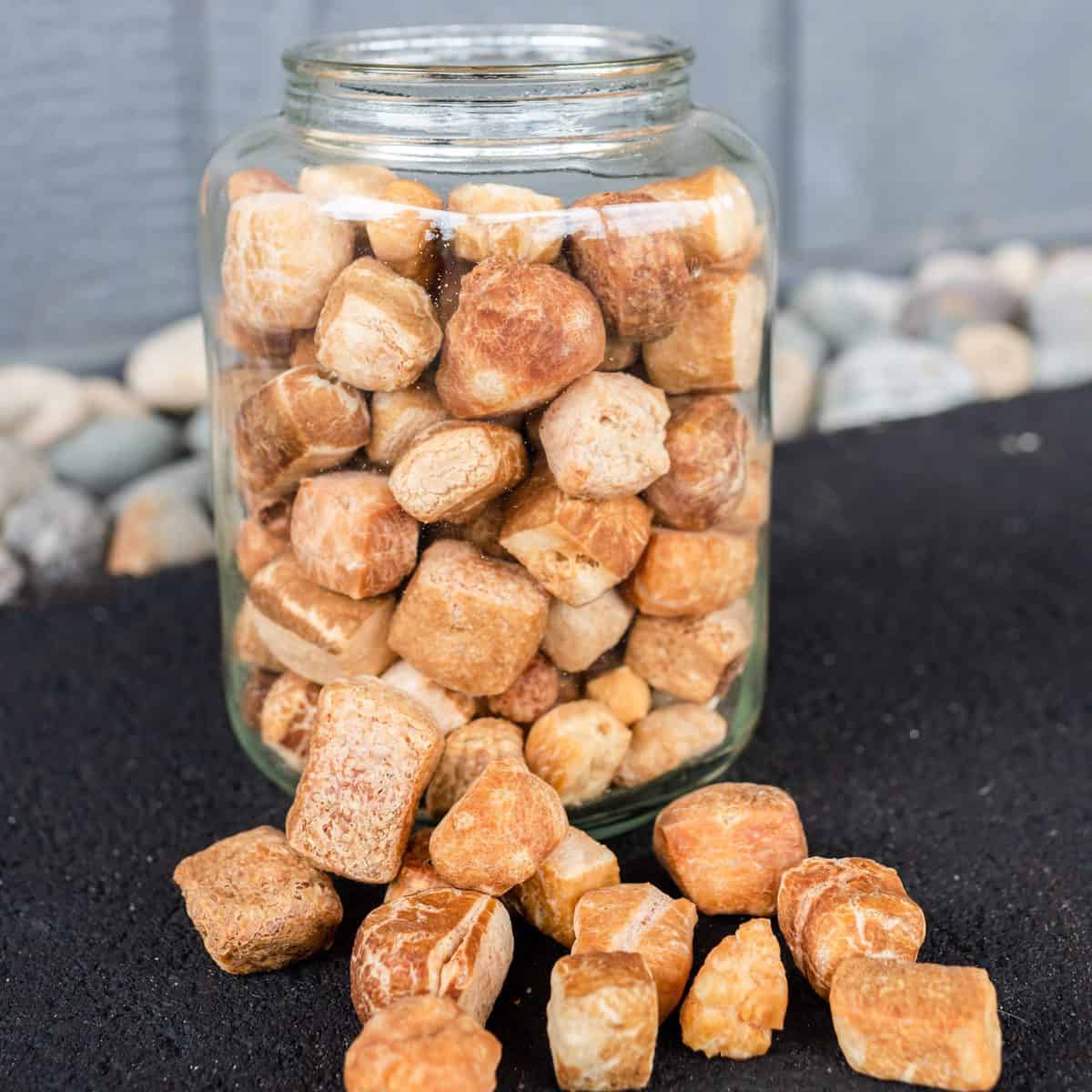 Crunchy puffed yak cheese nuggets